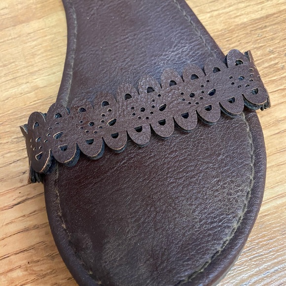 Abercrombie and Fitch Sandals - Picture 4 of 5